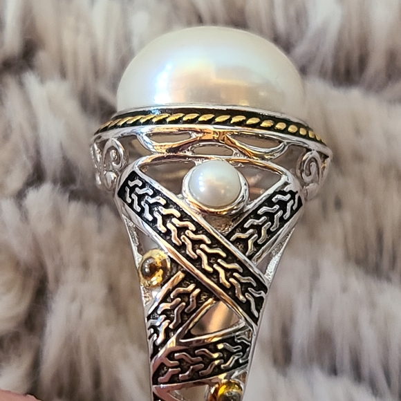 Bold Pearl ring - Picture 9 of 9